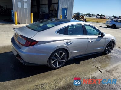 Trzecie zdjęcie samochodu z tyłu: 2023 HYUNDAI SONATA SEL PLUS VIN:KMHL44J23PA280215 - miniatura