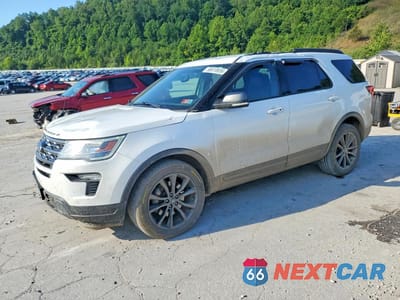 2019 FORD EXPLORER XLT 1FM5K8D81KGB36996 - główne zdjęcie licytacji z USA - miniatura