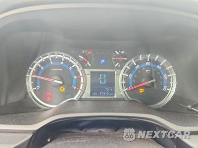 Zdjęcie 9 z 13 samochodu: 2018 TOYOTA 4RUNNER SR5 VIN:JTEBU5JR1J5512311 - miniatura