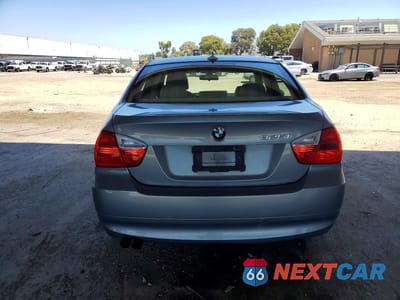 Zdjęcie 6 z 12 samochodu: 2006 BMW 325 I VIN:WBAVB13556KR62768 - miniatura
