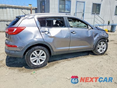 Trzecie zdjęcie samochodu z tyłu: 2012 KIA SPORTAGE EX VIN:KNDPCCA26C7207057 - miniatura
