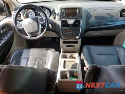 Zdjęcie 8 z 13 samochodu: 2013 CHRYSLER TOWN & COUNTRY VIN:2C4RC1BG4DR776268 - miniatura
