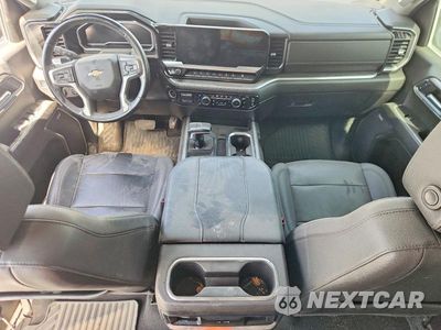Zdjęcie 8 z 12 samochodu: 2023 CHEVROLET SILVERADO K1500 LTZ VIN:2GCUDGED7P1152429 - miniatura