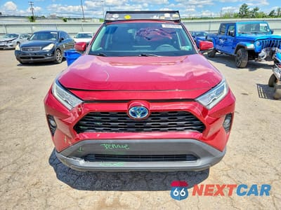Piąte zdjęcie samochodu w środku: 2021 TOYOTA RAV4 XLE VIN:4T3RWRFV1MU027075 - miniatura