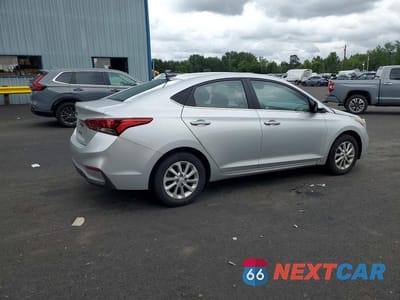 Trzecie zdjęcie samochodu z tyłu: 2019 HYUNDAI ACCENT SEL VIN:3KPC24A35KE047056 - miniatura