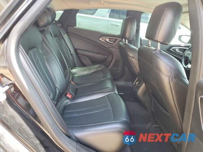 Zdjęcie 10 z 12 samochodu: 2016 CHRYSLER 200 C VIN:1C3CCCCG4GN135370 - miniatura