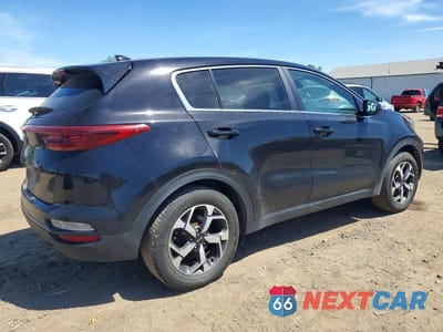 Trzecie zdjęcie samochodu z tyłu: 2020 KIA SPORTAGE LX VIN:KNDPM3AC6L7663016 - miniatura