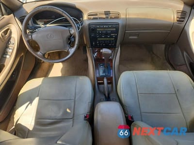 Zdjęcie 8 z 12 samochodu: 1995 LEXUS ES 300 VIN:JT8GK13T8S0118321 - miniatura