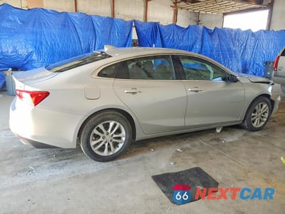 Trzecie zdjęcie samochodu z tyłu: 2018 CHEVROLET MALIBU LT VIN:1G1ZD5ST3JF219655 - miniatura