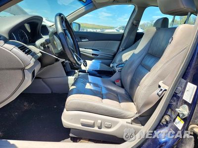 Zdjęcie 7 z 12 samochodu: 2009 HONDA ACCORD VIN:1HGCP26868A116585 - miniatura