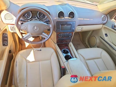 Zdjęcie 8 z 12 samochodu: 2011 MERCEDES-BENZ GL 450 4MATIC VIN:4JGBF7BE2BA645251 - miniatura
