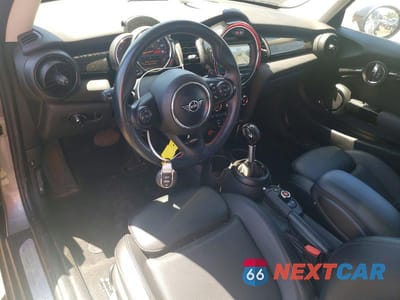 Zdjęcie 8 z 12 samochodu: 2019 MINI COOPER S VIN:WMWXP7C53K2A52076 - miniatura