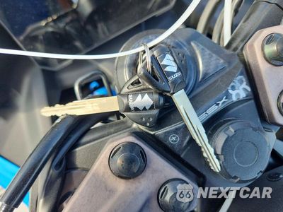Zdjęcie 8 z 9 samochodu: 2024 SUZUKI GSX800 F VIN:JS1EM13B1R7102242 - miniatura