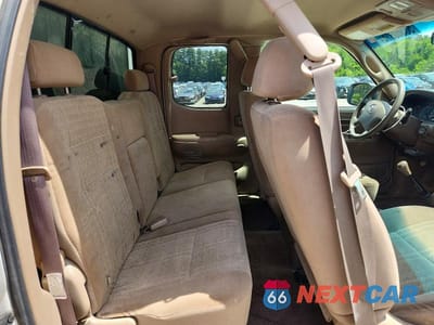 Zdjęcie 10 z 12 samochodu: 2003 TOYOTA TUNDRA ACCESS CAB SR5 VIN:5TBBN44133S382958 - miniatura