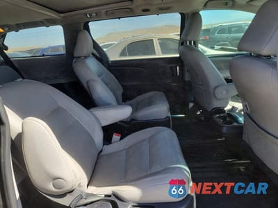 Zdjęcie 11 z 13 samochodu: 2015 TOYOTA SIENNA LIMITED PREMIUM 7-PASSENGER VIN:5TDYK3DC7FS541796 - miniatura