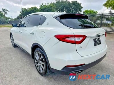 Drugie zdjęcie samochodu z przodu: 2018 MASERATI LEVANTE VIN:ZN661XUA6JX292117 - miniatura
