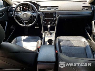 Zdjęcie 8 z 12 samochodu: 2018 VOLKSWAGEN PASSAT S VIN:1VWAA7A31JC010939 - miniatura