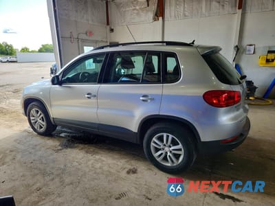 Drugie zdjęcie samochodu z przodu: 2016 VOLKSWAGEN TIGUAN S VIN:WVGAV7AX3GW501946 - miniatura