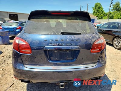 Zdjęcie 6 z 13 samochodu: 2012 PORSCHE CAYENNE S HYBRID VIN:WP1AE2A25CLA90975 - miniatura