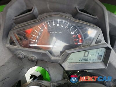 Zdjęcie 7 z 9 samochodu: 2014 KAWASAKI EX300 B VIN:JKAEX8B19EDA07578 - miniatura