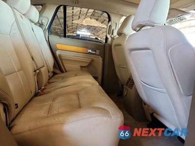 Zdjęcie 11 z 13 samochodu: 2007 LINCOLN MKX VIN:2LMDU88C17BJ35192 - miniatura
