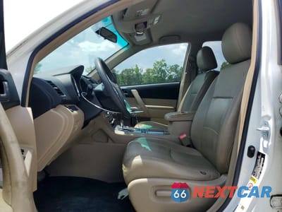 Zdjęcie 7 z 13 samochodu: 2012 TOYOTA HIGHLANDER HYBRID VIN:JTEBC3EH8C2004155 - miniatura