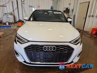 Piąte zdjęcie samochodu w środku: 2023 AUDI A3 PREMIUM VIN:WAUAUDGY5PA106280 - miniatura