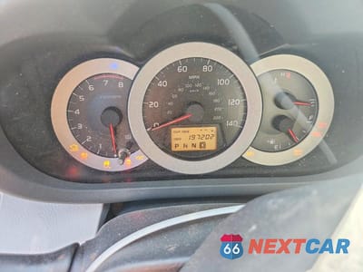Zdjęcie 9 z 12 samochodu: 2007 TOYOTA RAV4 BASE VIN:JTMZD33V475064155 - miniatura