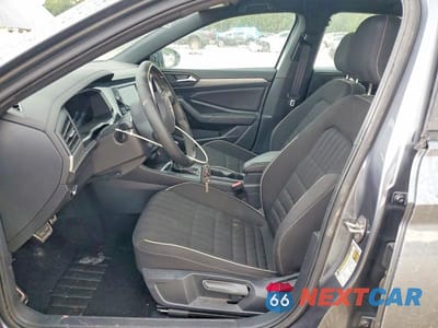 Zdjęcie 7 z 12 samochodu: 2023 VOLKSWAGEN JETTA SPORT VIN:3VWBM7BU4PM036218 - miniatura