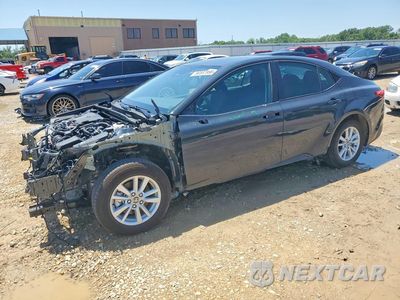 2026 TOYOTA CAMRY LE 4T1DAACKXTU298325 - główne zdjęcie licytacji z USA - miniatura
