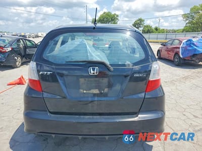Zdjęcie 6 z 14 samochodu: 2012 HONDA FIT VIN:JHMGE8G37CC039099 - miniatura