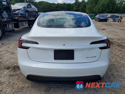 Zdjęcie 6 z 12 samochodu: 2024 TESLA MODEL 3 VIN:5YJ3E1EB1RF846988 - miniatura
