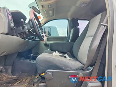 Zdjęcie 7 z 12 samochodu: 2008 CHEVROLET SILVERADO K1500 VIN:1GCEK19C48Z297946 - miniatura