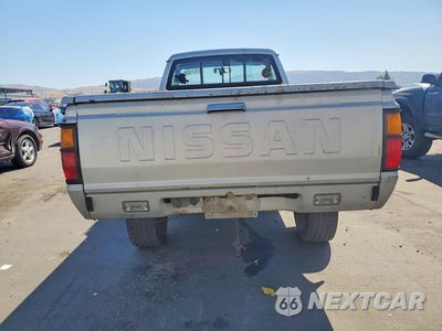 Zdjęcie 6 z 12 samochodu: 1984 DATSUN 720 LONG BED 4X4 VIN:1N6ND02Y7EC371575 - miniatura