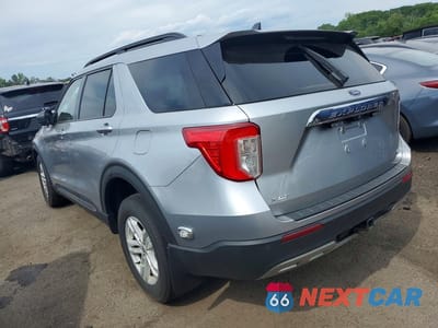 Drugie zdjęcie samochodu z przodu: 2021 FORD EXPLORER XLT VIN:1FMSK8DH6MGB98383 - miniatura
