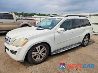 2008 MERCEDES-BENZ GL 450 4MATIC 4JGBF71E98A427365 - główne zdjęcie licytacji z USA - miniatura