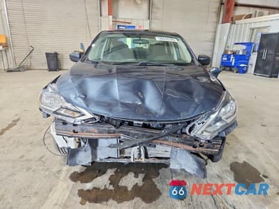 Piąte zdjęcie samochodu w środku: 2017 NISSAN SENTRA SV VIN:3N1AB7AP9HL637795 - miniatura