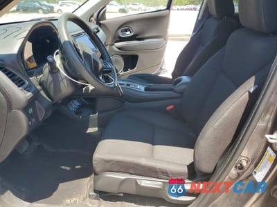 Zdjęcie 7 z 12 samochodu: 2018 HONDA HR-V EX VIN:3CZRU6H53JM708587 - miniatura