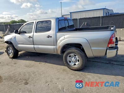 Drugie zdjęcie samochodu z przodu: 2015 TOYOTA TACOMA DOUBLE CAB PRERUNNER VIN:5TFJU4GN8FX069052 - miniatura