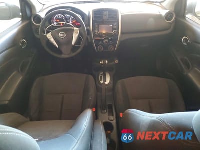 Zdjęcie 8 z 12 samochodu: 2017 NISSAN VERSA 1.6 S VIN:3N1CN7AP5HL803150 - miniatura