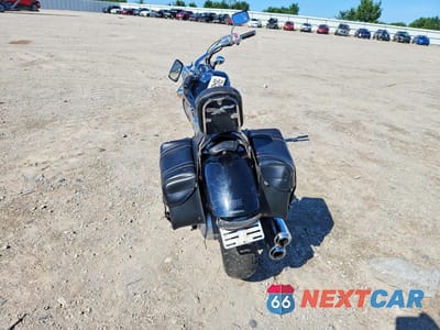 Czwarte zdjęcie samochodu z boku: 2010 HONDA VT1300 CS VIN:JH2SC6708AK000818 - miniatura
