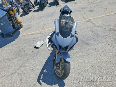 Piąte zdjęcie samochodu w środku: 2022 YAMAHA YZFR7 VIN:JYARM38Y2NA001364 - miniatura