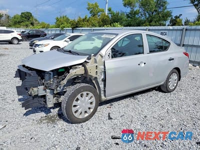 2017 NISSAN VERSA 1.6 S PLUS 3N1CN7AP1HL811553 - główne zdjęcie licytacji z USA - miniatura