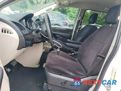 Zdjęcie 7 z 13 samochodu: 2011 DODGE GRAND CARAVAN EXPRESS VIN:2D4RN3DG0BR637581 - miniatura