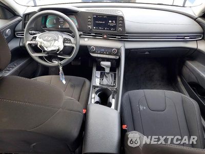 Zdjęcie 8 z 12 samochodu: 2026 HYUNDAI ELANTRA HYBRID BLUE VIN:KMHLM4DJ7TU183854 - miniatura