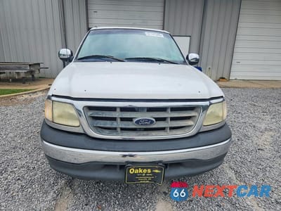 Piąte zdjęcie samochodu w środku: 2001 FORD F150 SUPERCREW VIN:1FTRW07671KB98422 - miniatura