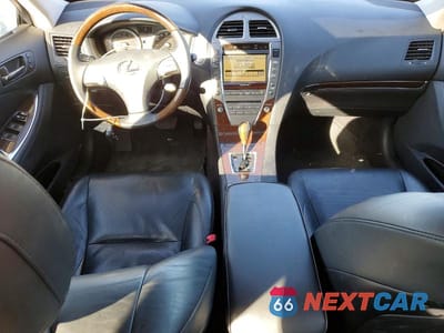 Zdjęcie 8 z 12 samochodu: 2011 LEXUS ES 350 VIN:JTHBK1EG6B2431849 - miniatura