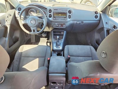 Zdjęcie 8 z 12 samochodu: 2012 VOLKSWAGEN TIGUAN S VIN:WVGBV7AX2CW005034 - miniatura