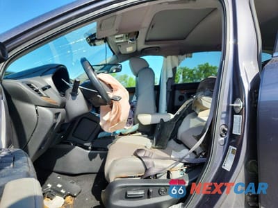 Zdjęcie 7 z 13 samochodu: 2019 HONDA CR-V EXL VIN:7FARW1H83KE000086 - miniatura