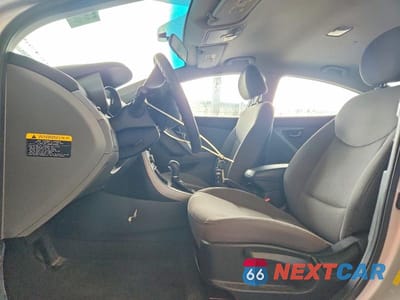 Zdjęcie 7 z 12 samochodu: 2016 HYUNDAI ELANTRA SE VIN:5NPDH4AE1GH740200 - miniatura